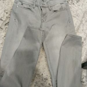 Light grey Gap legging jeans